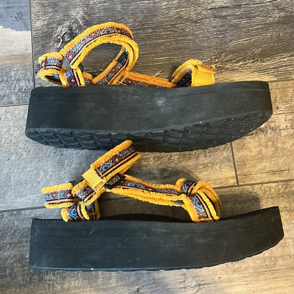 (7) TEVA Women's Yellow Tribal Maressa Platform Sandal - Picture 2 of 12